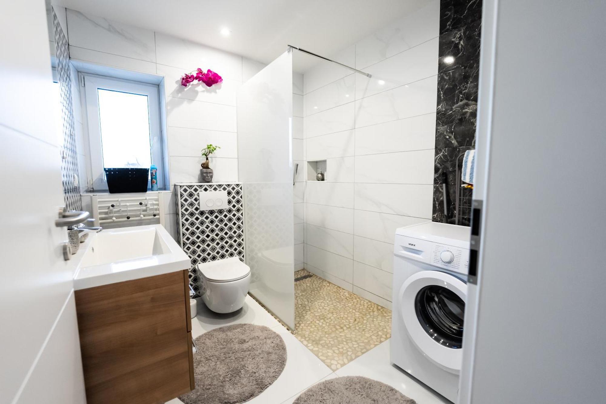 Luxe Apartments Ljutomer Eksteriør bilde